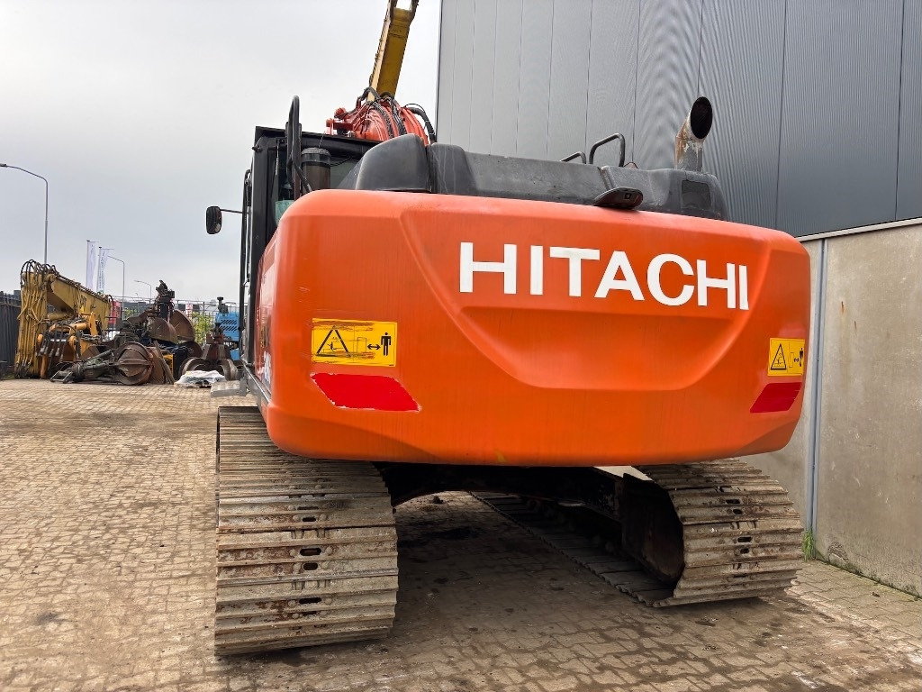 Hitachi ZX 210 LC-6 - ZX210LC - Ekskavator perayap: gambar 4 Hitachi ZX 210 LC-6 - ZX210LC - Ekskavator perayap: gambar 4