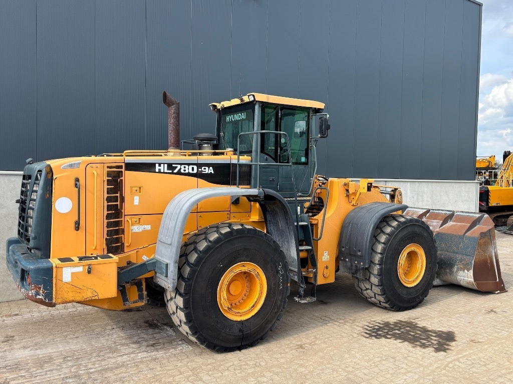 Hyundai HL 780-9 A - HL780 - HL 780 - Wheel loader: gambar 5 Hyundai HL 780-9 A - HL780 - HL 780 - Wheel loader: gambar 5