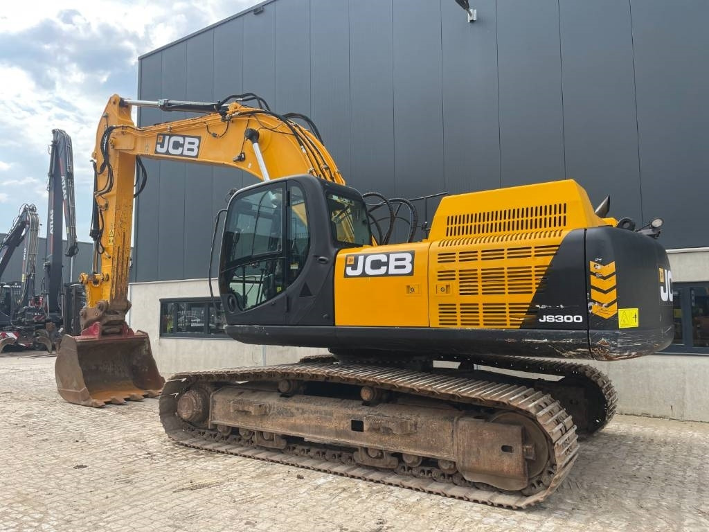 JCB JS300LC -- JS 300 LC - Ekskavator perayap: gambar 3 JCB JS300LC -- JS 300 LC - Ekskavator perayap: gambar 3