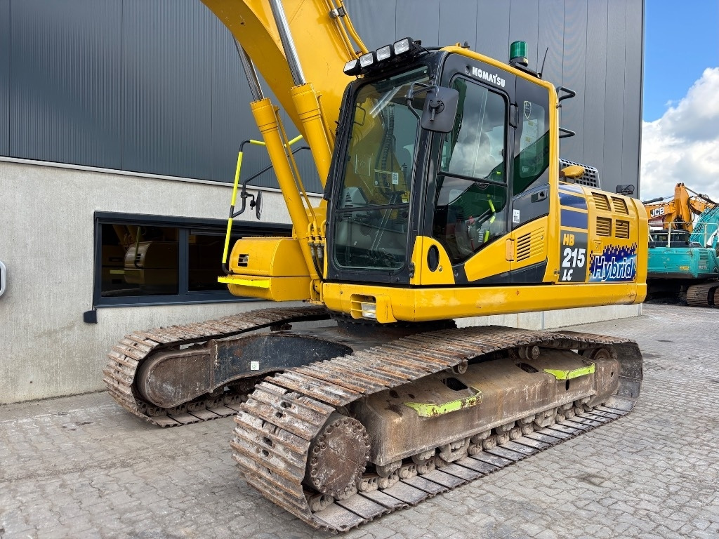 Komatsu HB 215LC-3 HB 215 - PC 210 - PC210LC-11 - Ekskavator perayap: gambar 5 Komatsu HB 215LC-3 HB 215 - PC 210 - PC210LC-11 - Ekskavator perayap: gambar 5
