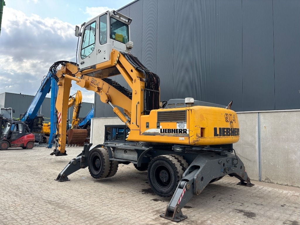 Liebherr A 904 C HD - Mesin pengisi: gambar 2 Liebherr A 904 C HD - Mesin pengisi: gambar 2