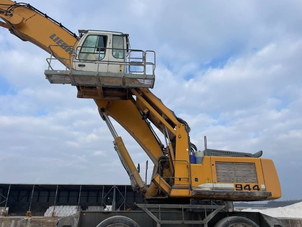 Liebherr A 944 C HD - Mesin pengisi: gambar 4 Liebherr A 944 C HD - Mesin pengisi: gambar 4