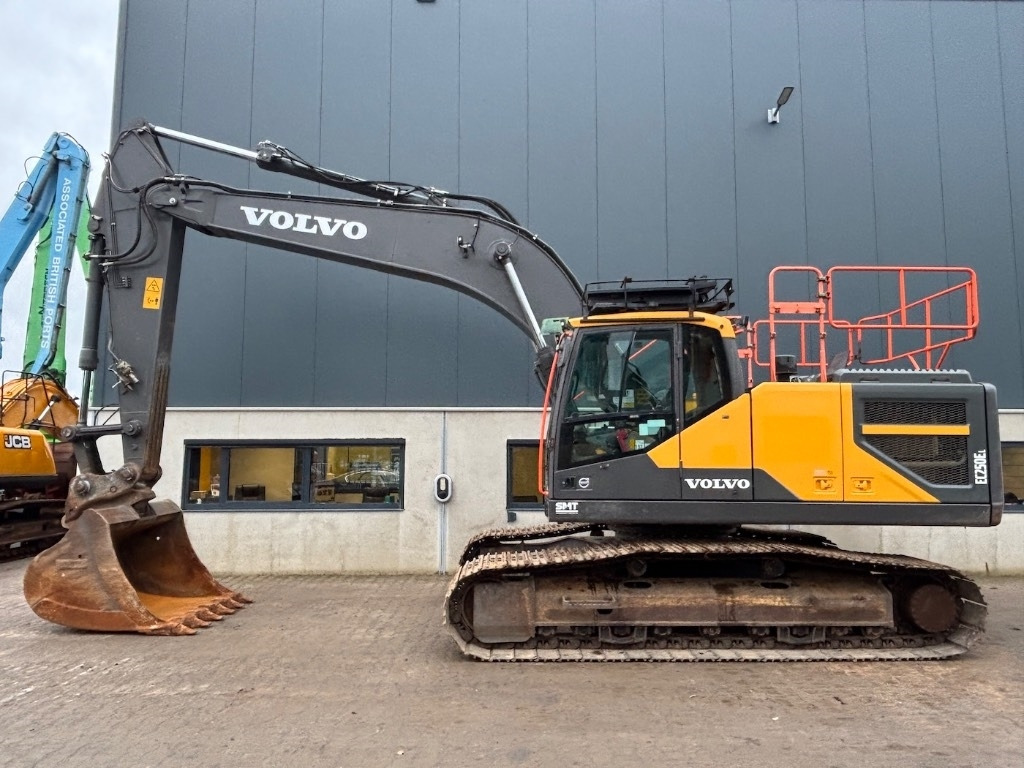 Volvo EC 250 E - EC 250 EL - EC250 - EC250EL - Ekskavator perayap: gambar 2 Volvo EC 250 E - EC 250 EL - EC250 - EC250EL - Ekskavator perayap: gambar 2