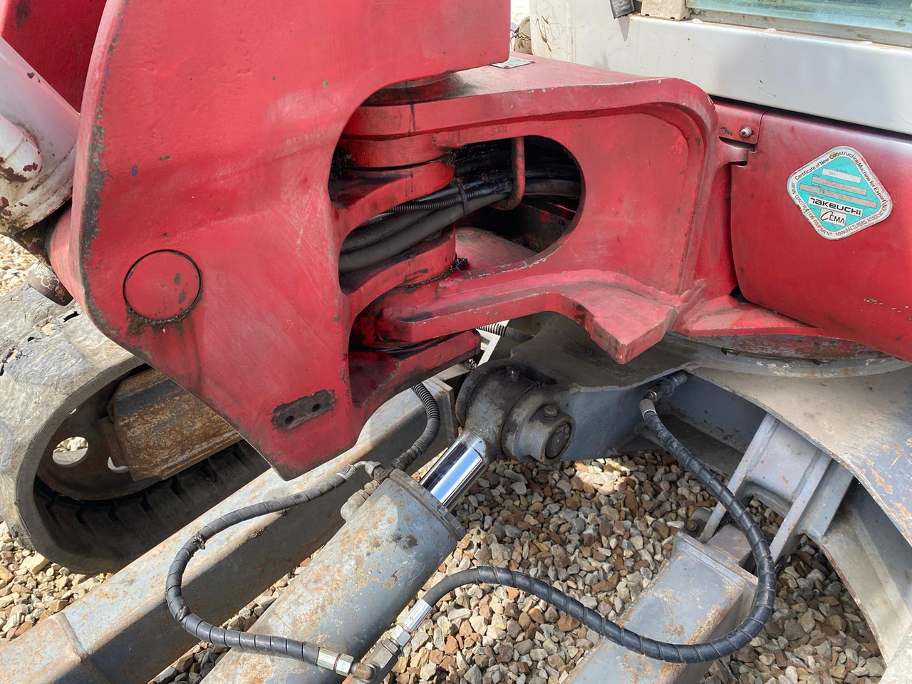 Ekskavator perayap TAKEUCHI TB 250: gambar 15