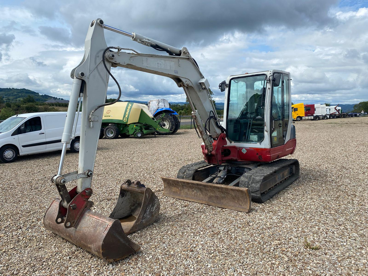 TAKEUCHI TB 250 - Ekskavator perayap: gambar 1 TAKEUCHI TB 250 - Ekskavator perayap: gambar 1