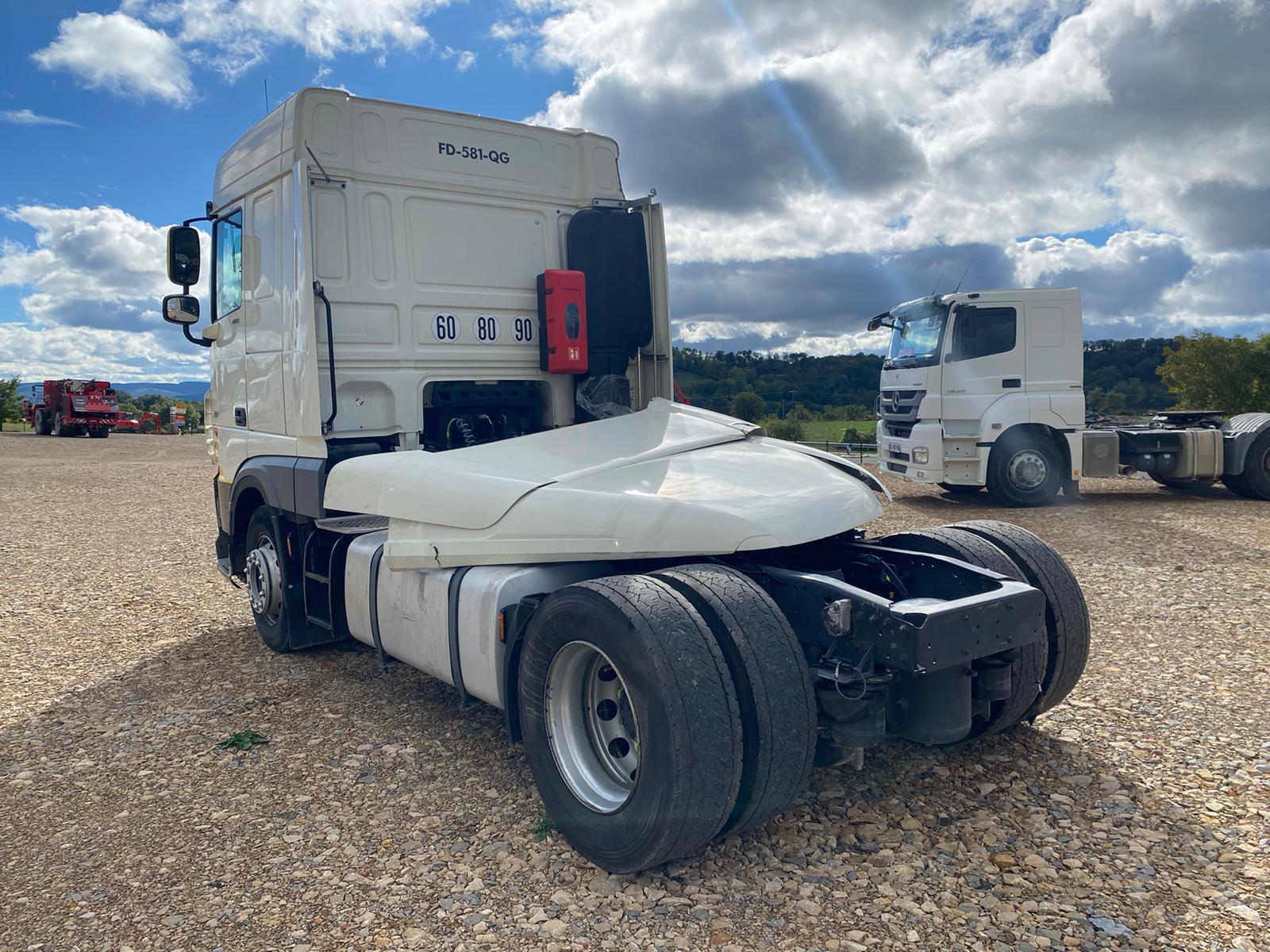 DAF XF480 - Tractor head: gambar 4 DAF XF480 - Tractor head: gambar 4