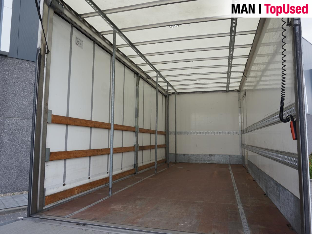 MAN TGL 10.190 4X2 BL Schuifzijl / Laadklep / Automaat - Truk dengan terpal samping: gambar 2 MAN TGL 10.190 4X2 BL Schuifzijl / Laadklep / Automaat - Truk dengan terpal samping: gambar 2