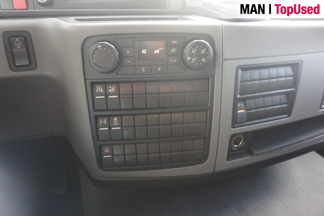 MAN TGL 8.190 4X2 BL / Koffer LBW - Truk box: gambar 4 MAN TGL 8.190 4X2 BL / Koffer LBW - Truk box: gambar 4