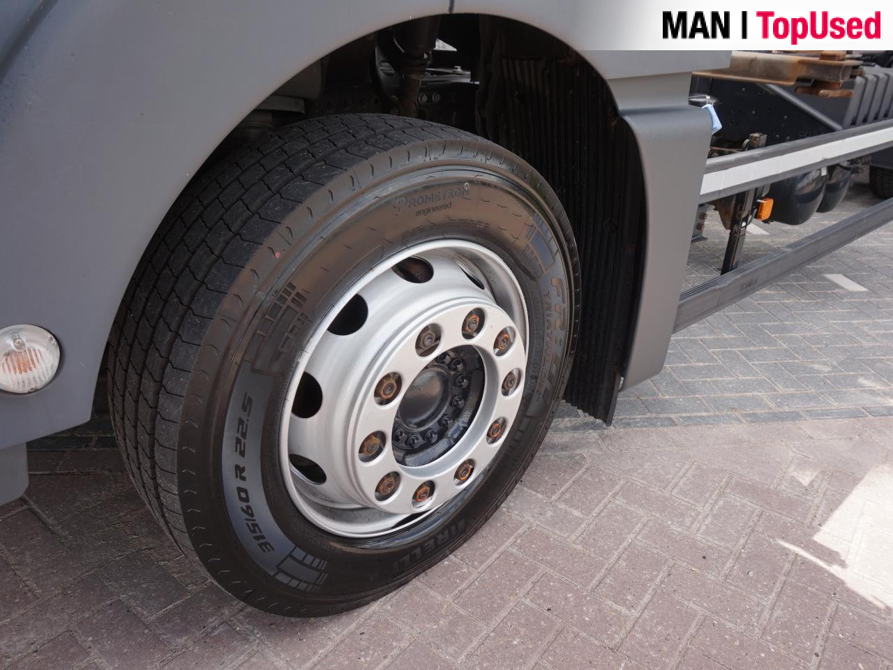 MAN TGX 26.510 6X2-4 LL / BDF / Lift-Axle / Euro 6 - Pengangkut kontainer/ Container truck: gambar 4 MAN TGX 26.510 6X2-4 LL / BDF / Lift-Axle / Euro 6 - Pengangkut kontainer/ Container truck: gambar 4