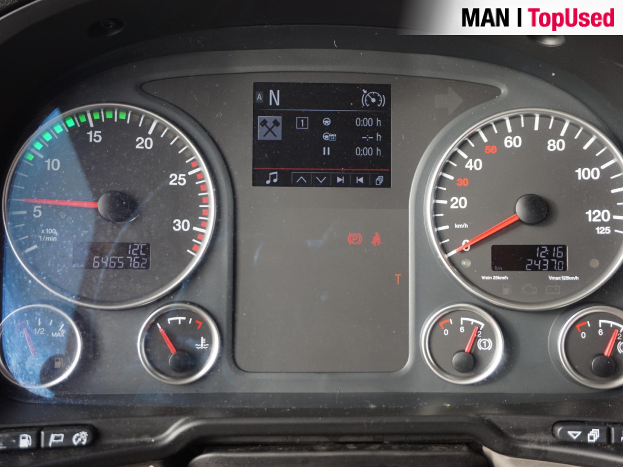 MAN TGX 18.420 4X2 BLS / PTO / Euro6 - Tractor head: gambar 4 MAN TGX 18.420 4X2 BLS / PTO / Euro6 - Tractor head: gambar 4