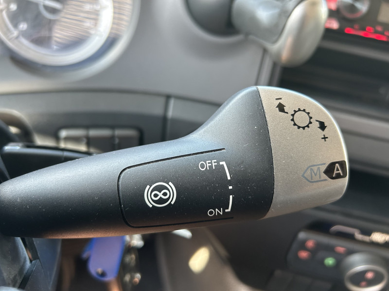 DAF CF 260 FA / Carrier Koeler - 30 gr / Chereau Frigobox / Laadklep 2000 kg - Truk berpendingin: gambar 5 DAF CF 260 FA / Carrier Koeler - 30 gr / Chereau Frigobox / Laadklep 2000 kg - Truk berpendingin: gambar 5