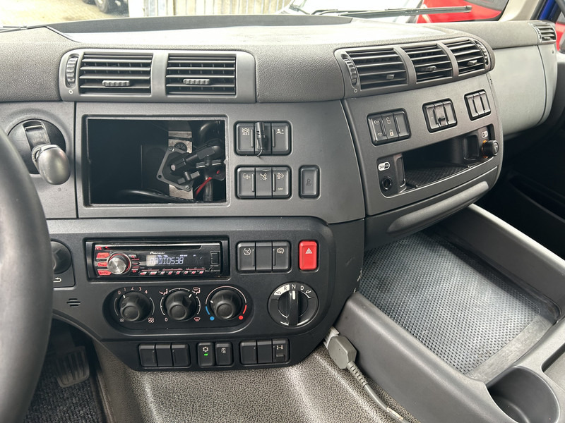 DAF CF 370 FA + Pacton MXD 218 / Curtainside Combi / Loadlift / APK TUV 05-26 - Truk dengan terpal samping: gambar 5 DAF CF 370 FA + Pacton MXD 218 / Curtainside Combi / Loadlift / APK TUV 05-26 - Truk dengan terpal samping: gambar 5