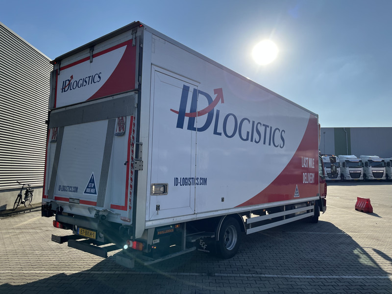 DAF LF 210 FA / 12 Ton / 394 dkm / Box / Loadlift / NL Truck - Truk box: gambar 2 DAF LF 210 FA / 12 Ton / 394 dkm / Box / Loadlift / NL Truck - Truk box: gambar 2