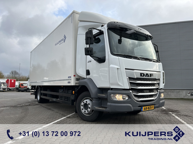 DAF XB 290 FA / 16 Ton / Nieuwe Tacho V2 / Box / Laadklep / APK 12-26 - Truk box: gambar 1 DAF XB 290 FA / 16 Ton / Nieuwe Tacho V2 / Box / Laadklep / APK 12-26 - Truk box: gambar 1