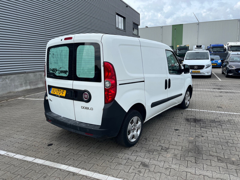 Fiat Dobló Cargo 1.3 MultiJet / NL Van - Van kecil: gambar 4 Fiat Dobló Cargo 1.3 MultiJet / NL Van - Van kecil: gambar 4