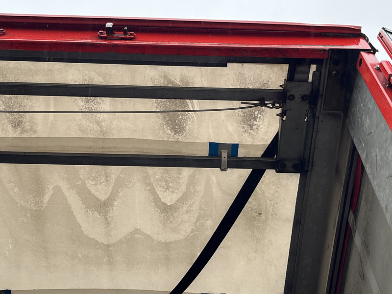 Fliegl SDS / Mega - Jumbo - Volume / Curtainside / 2 axle BPW / APK TUV 02-26 - Semi-trailer dengan terpal samping: gambar 4 Fliegl SDS / Mega - Jumbo - Volume / Curtainside / 2 axle BPW / APK TUV 02-26 - Semi-trailer dengan terpal samping: gambar 4