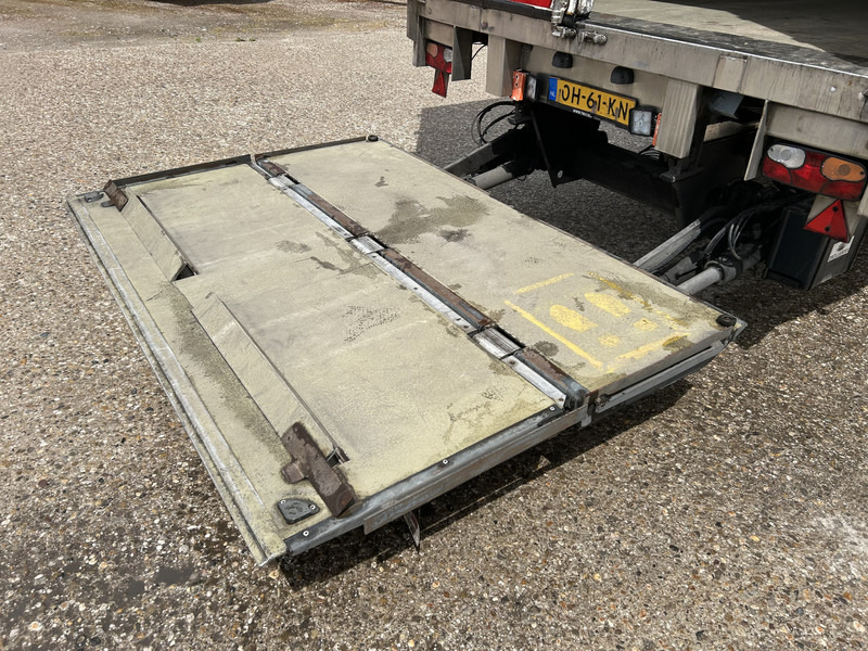 H.T.F. HZO 39 / Carrier Vector 1800 Frigo / Flowers / Loadlift 2500 kg / NL Trailer - Semi-trailer berpendingin: gambar 5 H.T.F. HZO 39 / Carrier Vector 1800 Frigo / Flowers / Loadlift 2500 kg / NL Trailer - Semi-trailer berpendingin: gambar 5