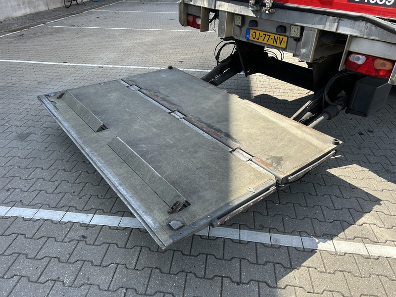 H.T.F. HZO 39 / Carrier Vector 1800 Frigo / Loadlift 2500 kg / APK TUV 01-26 - Semi-trailer berpendingin: gambar 5 H.T.F. HZO 39 / Carrier Vector 1800 Frigo / Loadlift 2500 kg / APK TUV 01-26 - Semi-trailer berpendingin: gambar 5