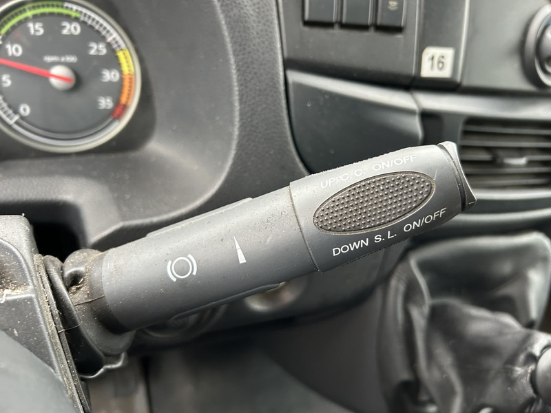 Iveco EuroCargo 180 / Motor Problem / Blad - Blad / Manual / Box / Loadlift - Truk box: gambar 5 Iveco EuroCargo 180 / Motor Problem / Blad - Blad / Manual / Box / Loadlift - Truk box: gambar 5