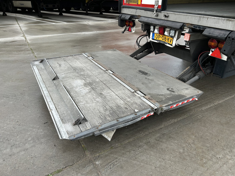 Krone Cool Liner / City / Thermo King Koeler / Laadklep 2500 kg / APK 01-27 - Semi-trailer berpendingin: gambar 5 Krone Cool Liner / City / Thermo King Koeler / Laadklep 2500 kg / APK 01-27 - Semi-trailer berpendingin: gambar 5