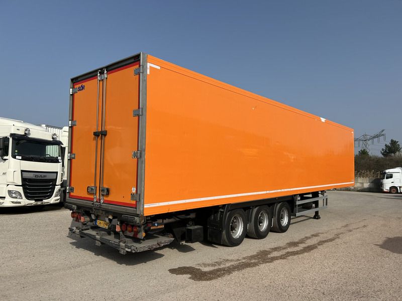 Krone / SOR Iberica-S3E / Carrier Vector 1550 Reefer / Frigo Box / Loadlift / APK TUV 07-26 - Semi-trailer berpendingin: gambar 2 Krone / SOR Iberica-S3E / Carrier Vector 1550 Reefer / Frigo Box / Loadlift / APK TUV 07-26 - Semi-trailer berpendingin: gambar 2