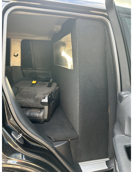 Leasing Land Rover Range Rover Vogue TD V8 / 2 Seats / Leder / APK TUV 05-26 Land Rover Range Rover Vogue TD V8 / 2 Seats / Leder / APK TUV 05-26: gambar 14