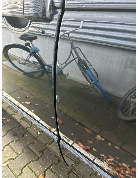 Leasing Land Rover Range Rover Vogue TD V8 / 2 Seats / Leder / APK TUV 05-26 Land Rover Range Rover Vogue TD V8 / 2 Seats / Leder / APK TUV 05-26: gambar 19