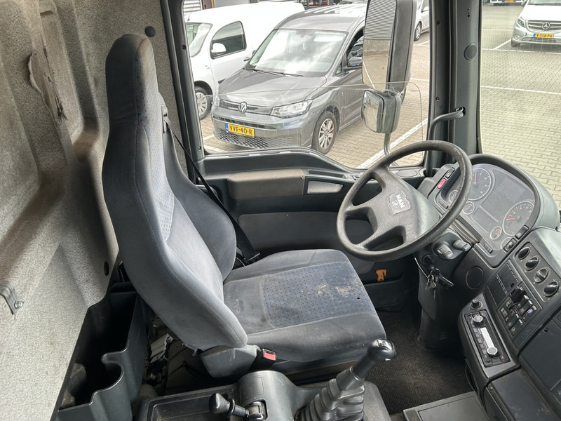 MAN TGL 12.180 E4 / Manual / 12 Ton / 605 dkm / Box / Loadlift / APK TUV 04-26 - Truk box: gambar 3 MAN TGL 12.180 E4 / Manual / 12 Ton / 605 dkm / Box / Loadlift / APK TUV 04-26 - Truk box: gambar 3