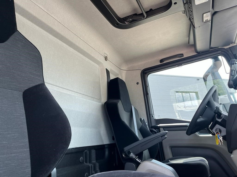 MAN TGM 18.250 / Carrier Koeler -30 gr / Chereau Frigobox / Laadklep / APK 06-26 - Truk berpendingin: gambar 5 MAN TGM 18.250 / Carrier Koeler -30 gr / Chereau Frigobox / Laadklep / APK 06-26 - Truk berpendingin: gambar 5