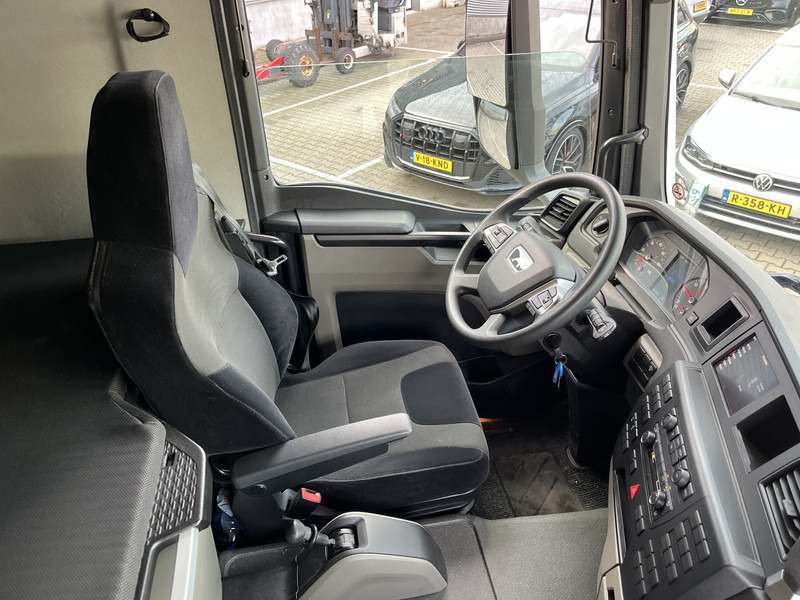 MAN TGM 18.250 TN / 18 Ton / 2023 / Box 7.5 mtr / Laadklep 2000 kg / APK 07-26 - Truk box: gambar 3 MAN TGM 18.250 TN / 18 Ton / 2023 / Box 7.5 mtr / Laadklep 2000 kg / APK 07-26 - Truk box: gambar 3