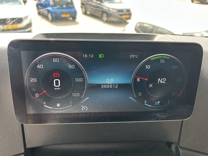 Mercedes-Benz Actros 2124 / Carrier Koeler -30 gr / Chereau Frigo Box / Laadklep / APK 04-26 - Truk berpendingin: gambar 4 Mercedes-Benz Actros 2124 / Carrier Koeler -30 gr / Chereau Frigo Box / Laadklep / APK 04-26 - Truk berpendingin: gambar 4