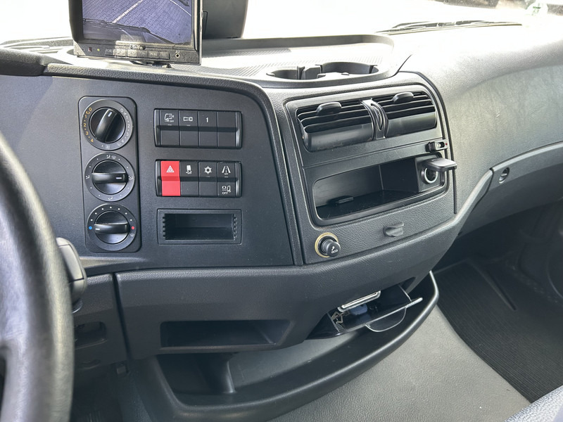 Mercedes-Benz Atego 818 / 8 Ton / 676 dkm / Box / Laadklep / APK TUV 03-26 - Truk box: gambar 5 Mercedes-Benz Atego 818 / 8 Ton / 676 dkm / Box / Laadklep / APK TUV 03-26 - Truk box: gambar 5