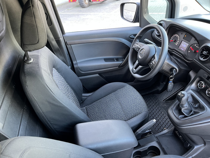 Mercedes-Benz Citan 108 CDI Pro / Schade - Unfall - Accident / 63 dkm / APK TUV 09-25 - Van kecil: gambar 3 Mercedes-Benz Citan 108 CDI Pro / Schade - Unfall - Accident / 63 dkm / APK TUV 09-25 - Van kecil: gambar 3