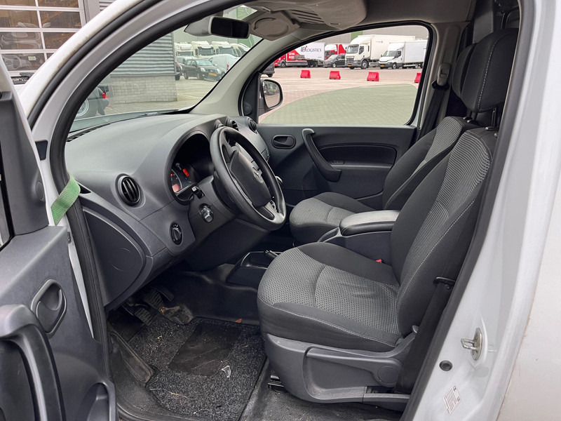 Mercedes-Benz Citan 109 CDI / Extra Lang / UNFALL / DAMAGE - Van kecil: gambar 5 Mercedes-Benz Citan 109 CDI / Extra Lang / UNFALL / DAMAGE - Van kecil: gambar 5