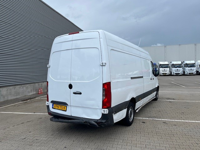Mercedes-Benz Sprinter 315 1.9 CDI / L4 H2 / Automatic / APK-TUV 04-26 - Van panel: gambar 4 Mercedes-Benz Sprinter 315 1.9 CDI / L4 H2 / Automatic / APK-TUV 04-26 - Van panel: gambar 4