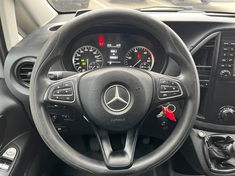 Mercedes-Benz Vito 111 CDI Lang / Business Professional Plus / / Imperial / Towbar - Van kecil: gambar 5 Mercedes-Benz Vito 111 CDI Lang / Business Professional Plus / / Imperial / Towbar - Van kecil: gambar 5