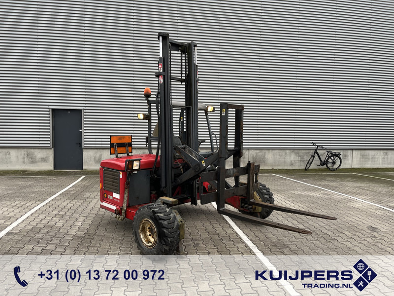 Moffett M4 20.4 / 1564 Hours / 2012 / Schaarlift / Kooiaap / Meeneem heftruck - Forklift diesel: gambar 1 Moffett M4 20.4 / 1564 Hours / 2012 / Schaarlift / Kooiaap / Meeneem heftruck - Forklift diesel: gambar 1