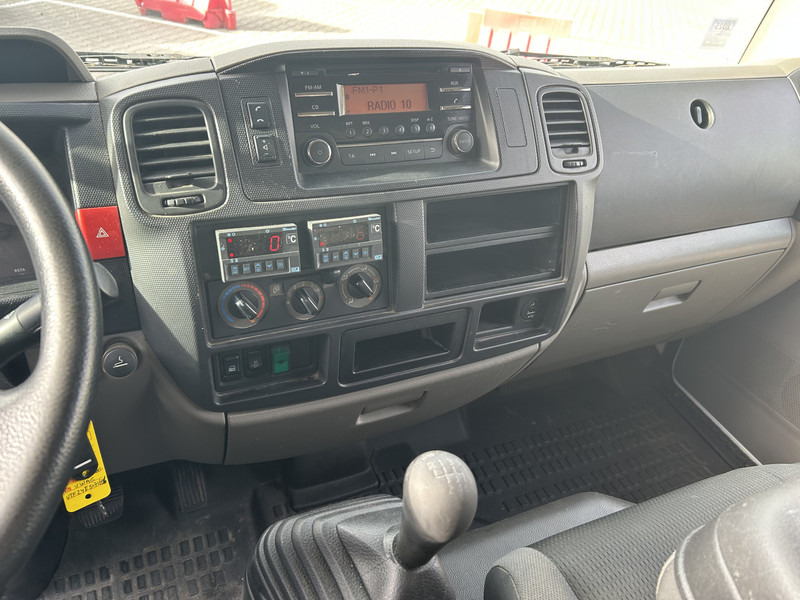 Nissan Cabstar NT400 / Duo Temp Frigo -30 gr / 175 dkm/ Blad - Blad / BE Van - Van berpendingin: gambar 5 Nissan Cabstar NT400 / Duo Temp Frigo -30 gr / 175 dkm/ Blad - Blad / BE Van - Van berpendingin: gambar 5