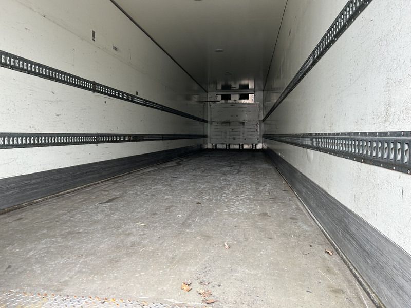 Pacton Z3-002 / Carrier Vector -30 Gr / Frigo Box / Loadlift 2500 kg / Lift Axle - Semi-trailer berpendingin: gambar 3 Pacton Z3-002 / Carrier Vector -30 Gr / Frigo Box / Loadlift 2500 kg / Lift Axle - Semi-trailer berpendingin: gambar 3