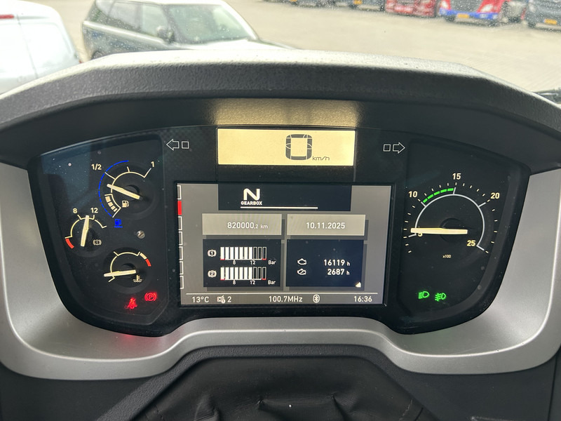 Renault T 380 Comfort / 820 dkm / Curtainside / Loadlift / APK TUV 02-26 - Truk dengan terpal samping: gambar 4 Renault T 380 Comfort / 820 dkm / Curtainside / Loadlift / APK TUV 02-26 - Truk dengan terpal samping: gambar 4