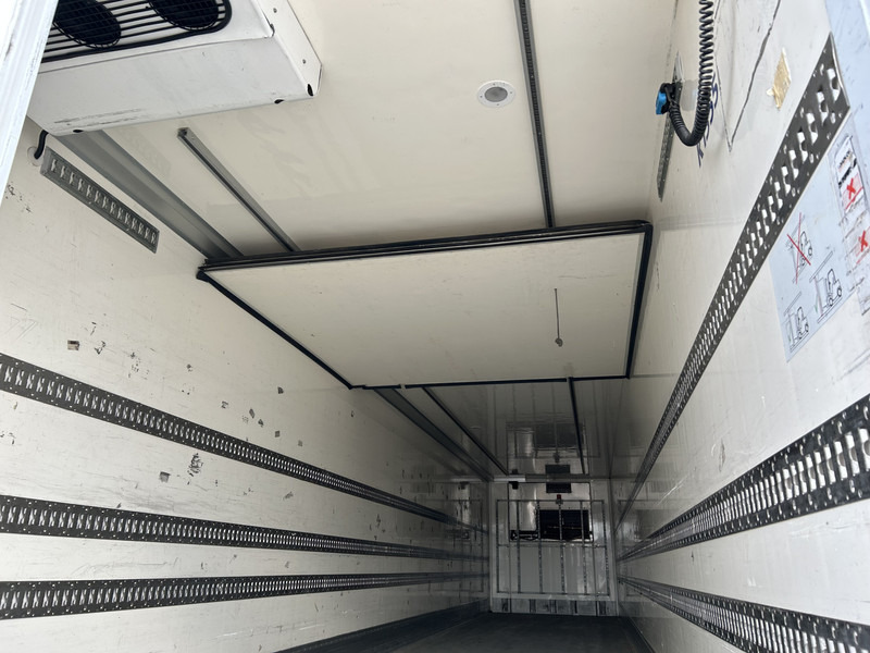 SYSTEM TRAILERS - VeDeCar / Thermo King Koeler -29 gr / Duo Temp / Laadklep 2500 kg / APK 07-26 - Semi-trailer berpendingin: gambar 4 SYSTEM TRAILERS - VeDeCar / Thermo King Koeler -29 gr / Duo Temp / Laadklep 2500 kg / APK 07-26 - Semi-trailer berpendingin: gambar 4