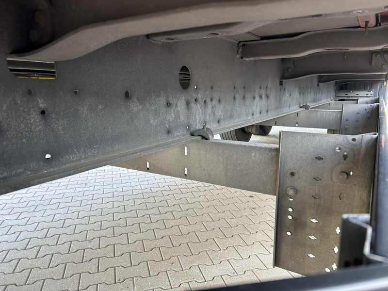 Schmitz Cargobull SCB S2 / Box Trailer / Disk Brakes / APK TUV 11-26 - Semi-trailer kotak tertutup: gambar 5 Schmitz Cargobull SCB S2 / Box Trailer / Disk Brakes / APK TUV 11-26 - Semi-trailer kotak tertutup: gambar 5