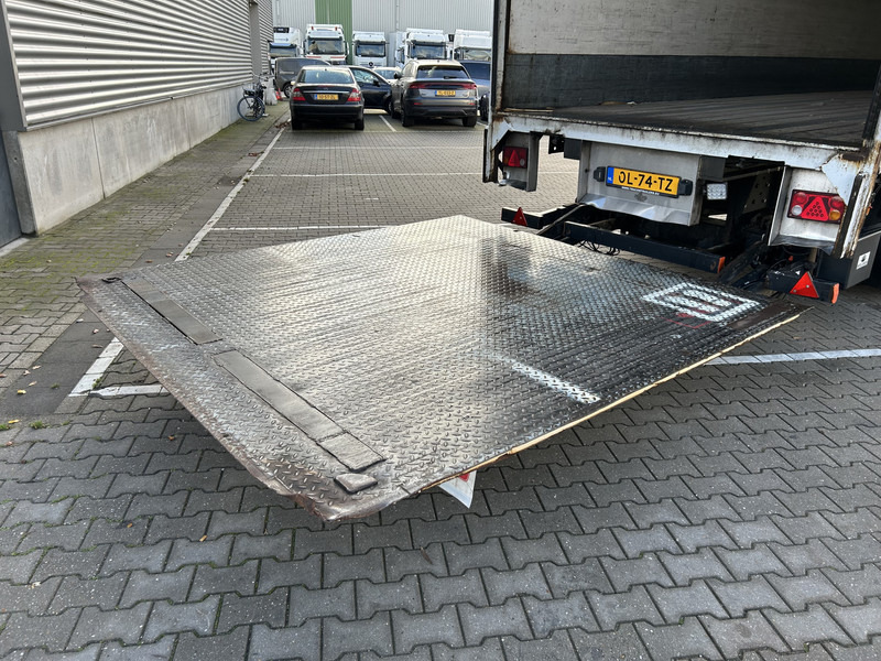 Tracon TO 1218 City / Box / Loadlift 2500 kg / Lift axle / NL Trailer - Semi-trailer kotak tertutup: gambar 5 Tracon TO 1218 City / Box / Loadlift 2500 kg / Lift axle / NL Trailer - Semi-trailer kotak tertutup: gambar 5