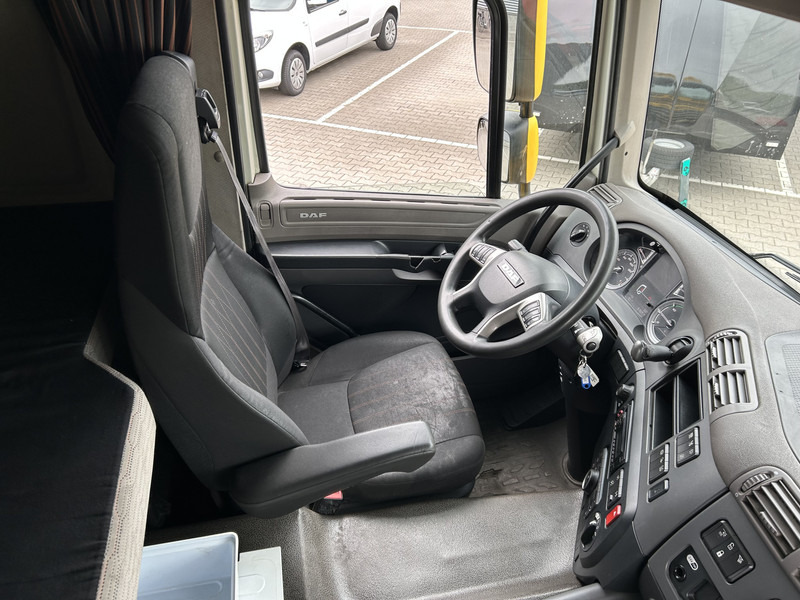 DAF CF 410 FT Space Cab / 915 dkm / New Tacho V2 / APK TUV 03-26 - Tractor head: gambar 3 DAF CF 410 FT Space Cab / 915 dkm / New Tacho V2 / APK TUV 03-26 - Tractor head: gambar 3