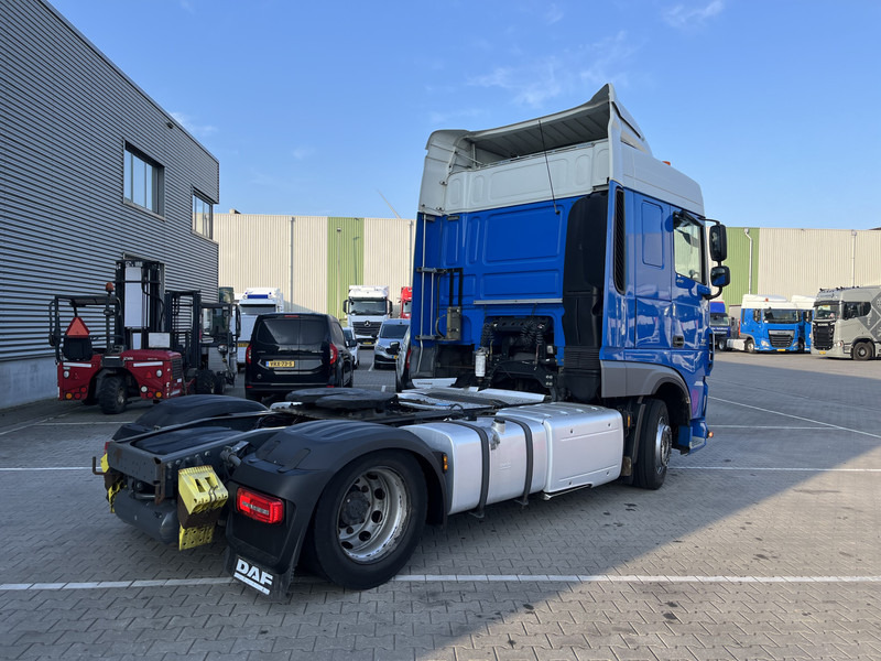 DAF XF 440 FT SC / Mega - Low Deck / 2 Tanks / Stand Klima / New Tacho V2 - Tractor head: gambar 2 DAF XF 440 FT SC / Mega - Low Deck / 2 Tanks / Stand Klima / New Tacho V2 - Tractor head: gambar 2