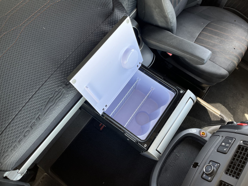 Tractor head DAF XF 480 FT SSC / 841 dkm / New Tacho / 2 Tanks / Stand Airco / APK TUV 02-26: gambar 7