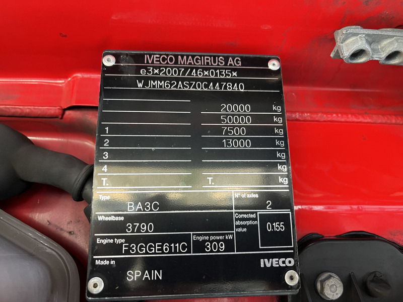Tractor head Iveco S-Way AT 420 / Full LED / 569 dkm / 2 Tanks / 2 Fridge / APK TUV 03-26: gambar 16