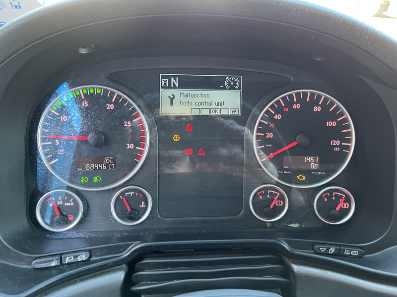 MAN TGX 18.440 XXL / 684 dkm / 2 Tanks / Stand klima / NL truck - Tractor head: gambar 4 MAN TGX 18.440 XXL / 684 dkm / 2 Tanks / Stand klima / NL truck - Tractor head: gambar 4