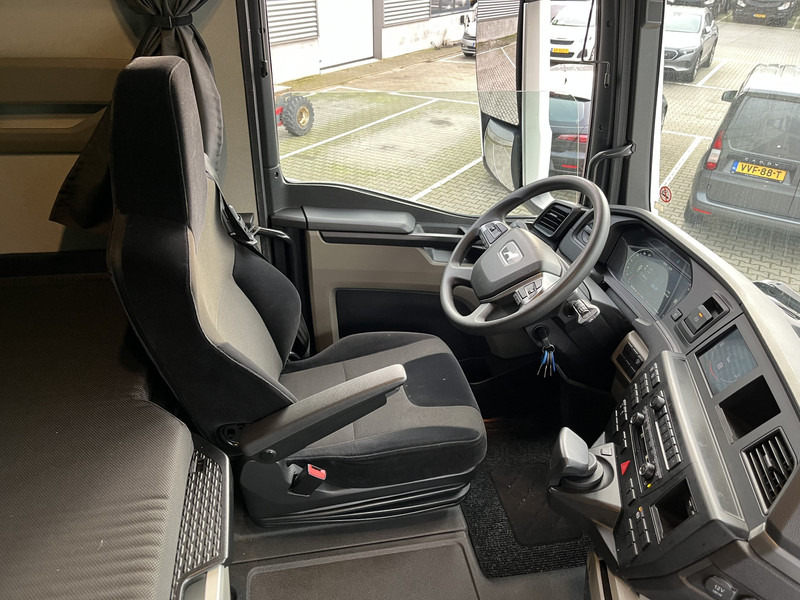 MAN TGX 18.470 GX / ZF Retarder / Full LED / 2 Tanks / APK TUV 01-26 - Tractor head: gambar 3 MAN TGX 18.470 GX / ZF Retarder / Full LED / 2 Tanks / APK TUV 01-26 - Tractor head: gambar 3