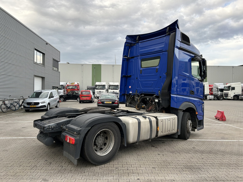 Mercedes-Benz Actros 1842 StreamSpace / 903 dkm / 2 Tanks / NL Truck - Tractor head: gambar 2 Mercedes-Benz Actros 1842 StreamSpace / 903 dkm / 2 Tanks / NL Truck - Tractor head: gambar 2